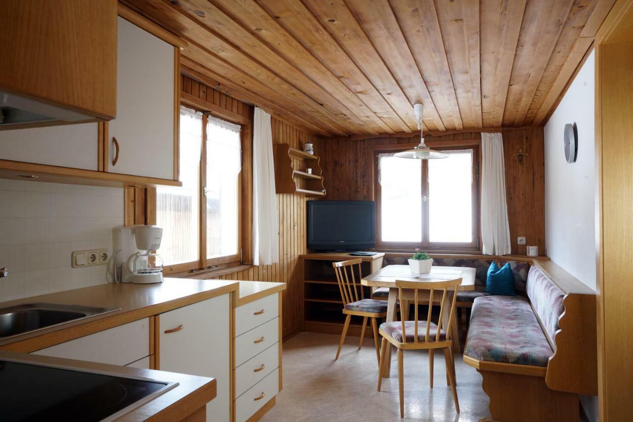 Mein Elternhaus Gaestehaus Waltraud Fink Appartement Au (Vorarlberg) Buitenkant foto